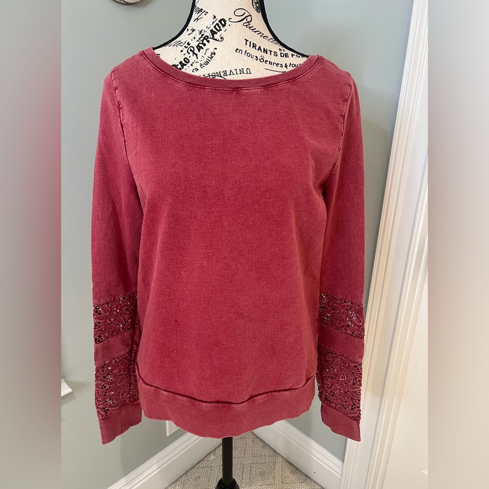 Lucky Lotus red mineral wash crochet lace inset sleeves | Size XS | Like New